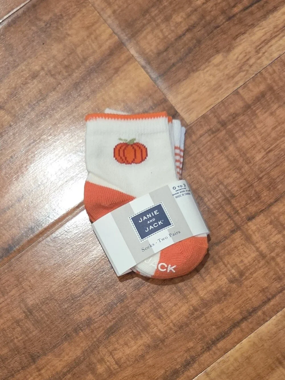 Janie and Jack NWT 0-3 Months 2-pack Halloween/Fall Socks - Pumpkin & Stripes